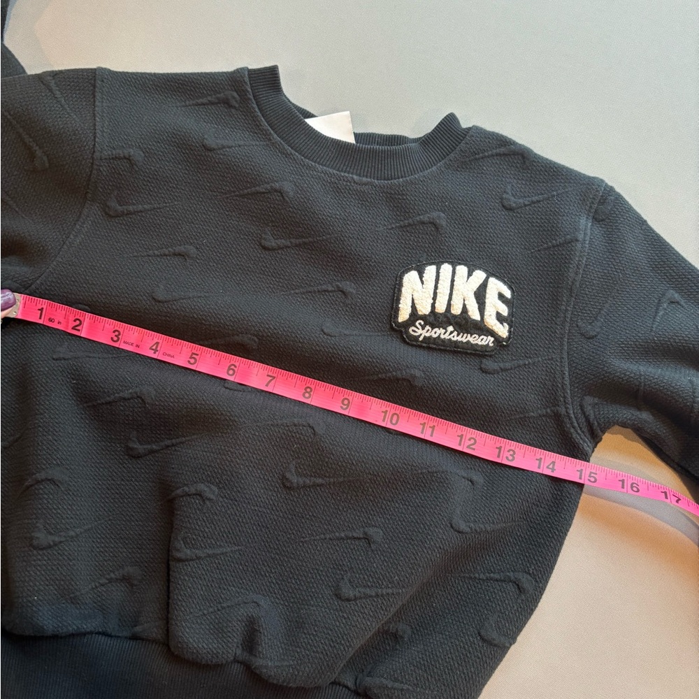 Nike Black Sportswear Sweatshirt